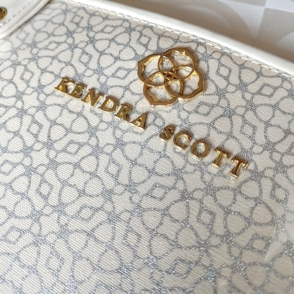 Kendra Scott Jet Set Large Jewelry Organizer - Picture 8 of 9